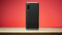 Смартфоны Xiaomi Mi 9 во всем мире получили глобальную стабильную MIUI 12