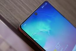Бюджетный флагман Samsung с SoC Snapdragon 865, 120-герцевым экраном и IP68. Galaxy S20 Lite может оказаться «топом за свои деньги»