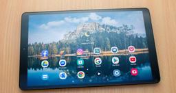 Еще два планшета Samsung получили Android 10
