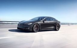 Tesla готовит умные часы