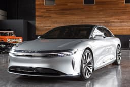 1 минута зарядки — 32 км пробега. Lucid Air покажет, что такое по-настоящему быстрая зарядка электромобиля