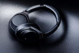 Для фанатов звука от Sony. Стала известна возможная дата анонса наушников Sony WH-1000XM4