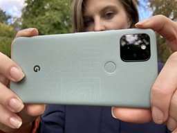 Нет, Pixel 5 далеко не лучший камерофон в рейтинге DxOMark