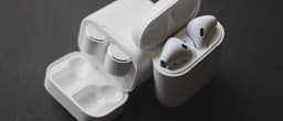 Redmi AirDots опередили Apple AirPods в России