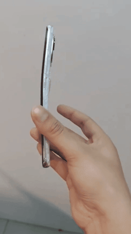 Крепкий орешек Xiaomi Mi 11. Рамка – дугой, а на экране – ни царапины