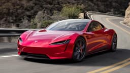 Tesla Roadster опоздает минимум на два года. Илон Маск рассказал, когда ждать гиперкар