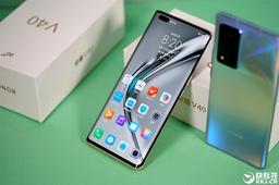 Как Honor справилась без Huawei: флагманский смартфон Honor V40 на красивых живых снимках