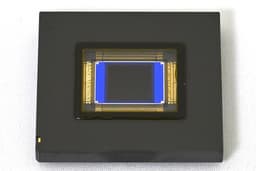 У Nikon готов дюймовый многослойный датчик изображения CMOS, позволяющий снимать видео 4K с частотой 1000 к/с