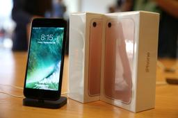 Пятилетний iPhone 7 вошёл в топ-3 самых популярных смартфонов у молодёжи в России