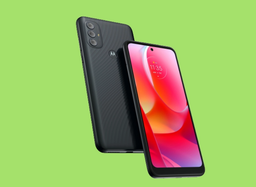 90 Гц, 50 Мп, 5000 мА·ч и Android 11. Motorola представила первый смартфон 2022 года — долгожитель Moto G Power