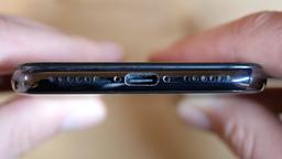Модификацию iPhone с разъёмом USB-C уже можно купить. Создатель опубликовал бесплатную инструкцию для всех желающих