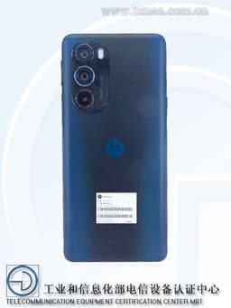 Этот смартфон с 60-мегапиксельной камерой попробует «подсидеть» Xiaomi 12. Живые фото и характеристики Moto Edge X
