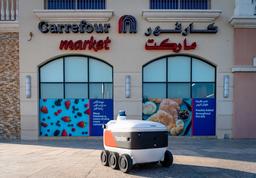 Роботы-курьеры Яндекса начнут работать в Дубае