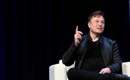Илон Маск может ждать падения курса акций Tesla. Он уже продал гораздо больше, чем было нужно для оплаты налогов