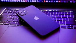 iPhone теперь будет предупреждать родителей, если дети получат или отправят откровенные фото