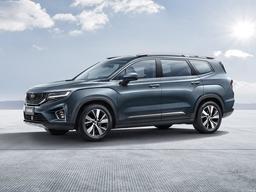 Geely анонсировала новые машины на метаноле и электромобили