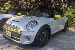 BMW полностью переведет автомобили Mini на электродвигатели к 2030 году
