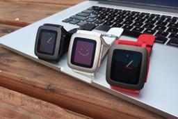 Умным часам Pebble дали вторую жизнь. Приложение Sideload Helper позволяет использовать файлы Pebble на современных смартфонах
