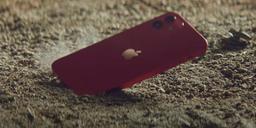 Apple пытается выдать iPhone 12 за неубиваемый смартфон