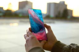 Рекорд в России и Европе: доступный в продаже смартфон Motorola выдал 4 Гбит/с в пилотной сети 5G