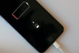 Apple «перерасчитает» батареи в iPhone 11, чтобы решить проблемы с внезапными разрядками