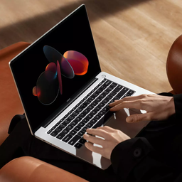 Более дешёвую версию ноутбука Xiaomi Mi Notebook Pro уже можно заказать