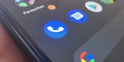 Отличное нововведение Google Phone. Реализована автоматическая запись звонков с неизвестных номеров