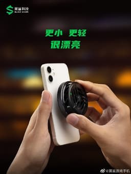 Xiaomi выпустила аксессуар только для iPhone 12. Кулер Black Shark FunCooler 2 Magnetic Version крепится к смартфону посредством магнитов