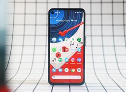 Google, похоже, сняла с производства один из двух своих актуальных смартфонов. Pixel 4a 5G готовится на покой