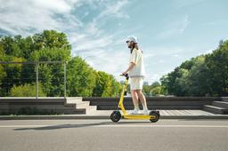 В Яндекс Go начала работать аренда электросамокатов