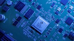 Компания HiSilicon подписала соглашение с китайским производителем оборудования для полупроводникового производства