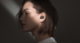 Xiaomi снова всех обогнала. Беспроводные наушники впервые выбились в лидеры в России