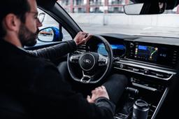 Автомобили Kia подружились с сервисами Яндекса, но не бесплатно