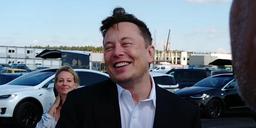 Акции Tesla подорожают вчетверо, «если компания будет работать действительно хорошо». Илон Маск согласен с прогнозом Ark Invest
