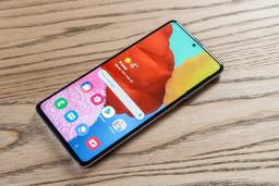 Популярные смартфоны Samsung Galaxy A и Galaxy M поразила неизвестная болезнь: они начали зависать и перезагружаться
