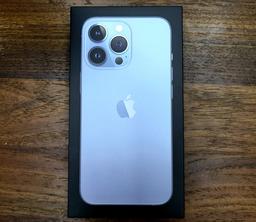 По iPhone 13 ударили ситуации в Китае и во Вьетнаме, цены в магазинах уже начали расти