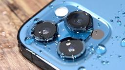 Съёмка видео в ProRes уже доступна на iPhone 13 Pro, хотя Apple её пока не активировала. Формат добавили в приложение Filmic Pro