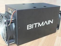 Bitmain, крупнейший производитель ASIC-систем для добычи Bitcoin, прекратит продажу своего оборудования в Китае и вообще уйдёт из страны