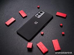 OnePlus 10R может оказаться быстрее OnePlus 10 Pro. Он получит топовую платформу MediaTek Dimensity 9000