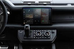 Spotify стал доступен для российских владельцев Jaguar и Land Rover