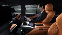 Новый Lexus LX выходит в России: комплектации и цены