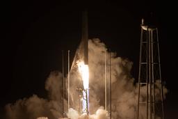 Грузовой корабль Cygnus наконец отправился к МКС