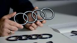 Audi обновила логотип. На машинах он будет доступен в двух вариантах