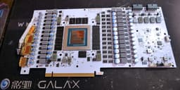 Риск загореться или расплавиться у этой GeForce RTX 4090 больше в два раза. Galax GeForce RTX 4090 HOF получила два 16-контактных разъема