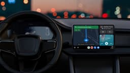 Больше не бета: принципиально новый интерфейс Android Auto становится доступен всем пользователям