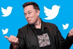 «Имейте ввиду, Twitter будет делать много глупостей в ближайшие месяцы», — Илон Маск объявил себя оператором горячей линии в Twitter