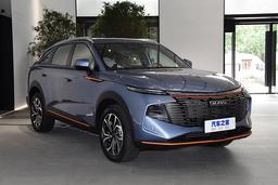 В России начали продавать кроссовер Haval Monster. Он крупнее Haval F7, а цена — от 2,2 млн рублей