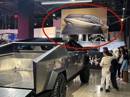 Tesla показала более компактный двухдверный Cybertruck. Но пока это лишь изображение с неясным посылом