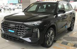 Абсолютная новинка Audi добралась до России. Дилер привез 7-местный кроссовер Audi Q6 из Китая – он даже больше европейского Q7
