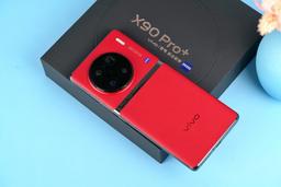 Snapdragon 8 Gen 2, топовая камера Zeiss, 100-кратный зум и IP68. Серия Vivo X90 выйдет за пределами Китая 31 января 2023